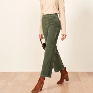 Reformation Austin pants in color Army, size 26